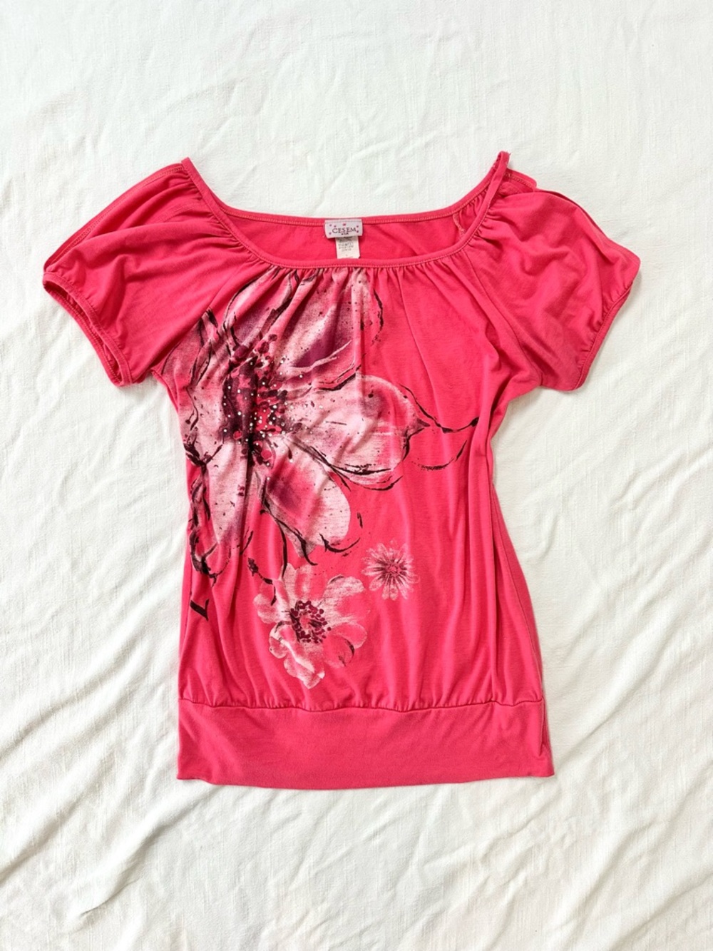 y2k hot pink floral cold shoulder baby doll top — rhinestone graphic coquette
